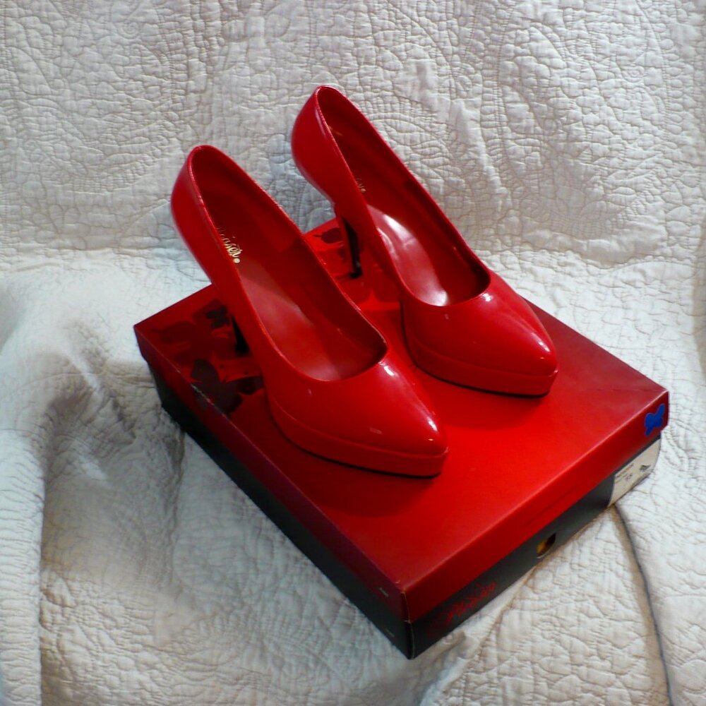 PLEASER BRAND RED PATENT  SHOES WITH 5" HEEL & 1"  PLATFORM- SIZE 15M